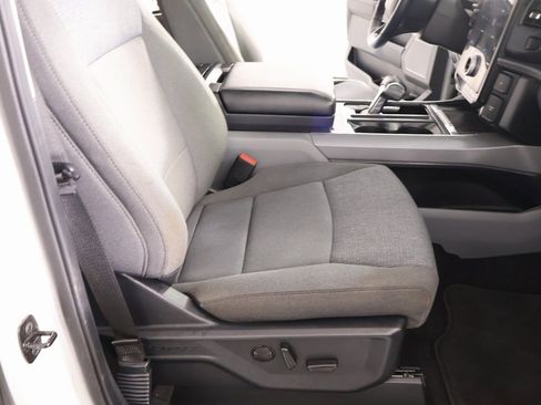 Used 2024 Ford F150 Lightning Flash image 15