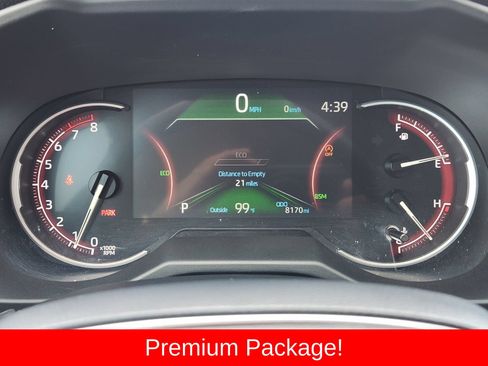 Used 2025 Toyota RAV4 XLE Premium FWD image 24