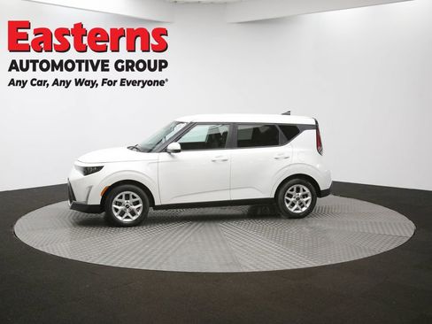 Used 2023 Kia Soul LX w/ Option Group 015 image 57