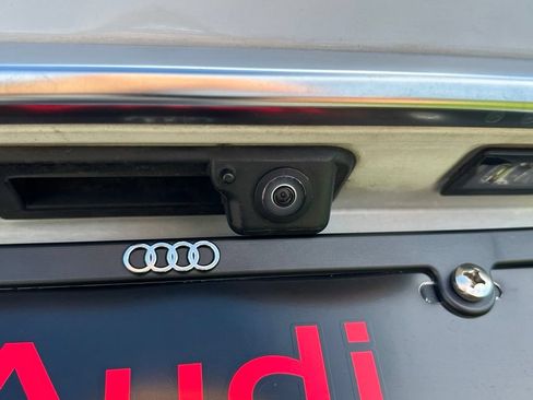Used 2023 Audi Q7 3.0T Premium w/ Convenience Package AWD/4WD image 50