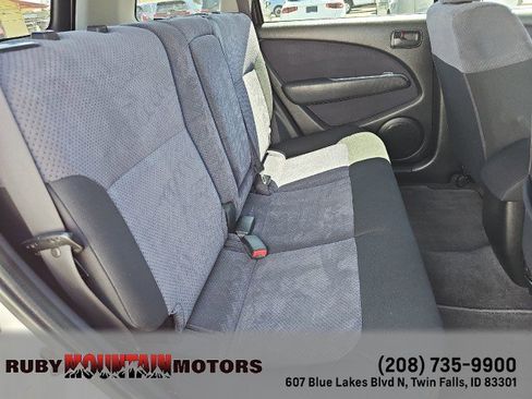 Used 2003 Mitsubishi Outlander XLS image 29