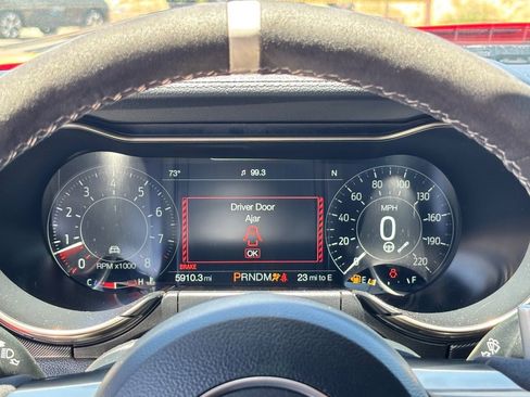 Used 2021 Ford Mustang Shelby GT500 w/ Technology Package RWD image 21