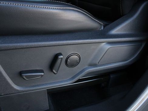 New 2026 Ford Bronco Badlands image 3