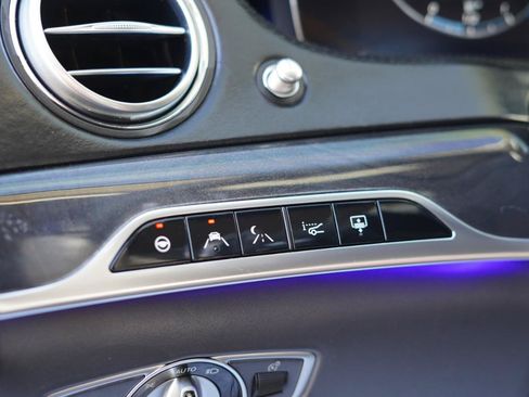 Used 2020 Mercedes-Benz S 560 4MATIC Sedan image 13