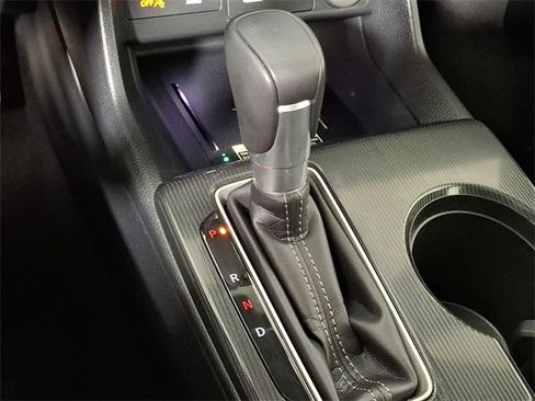 Used 2024 Honda Civic Sport Touring image 17