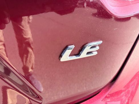 Used 2025 Toyota Corolla LE FWD image 25