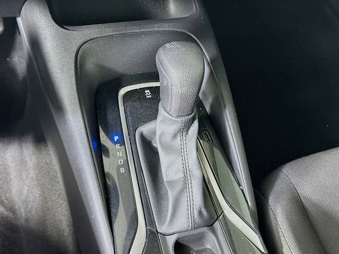 Used 2021 Toyota Corolla LE w/ Carpet Mat Package (TMS) image 25