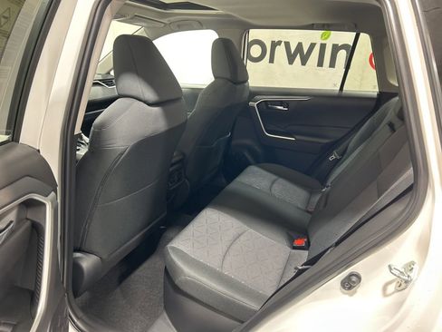 Used 2025 Toyota RAV4 XLE image 21