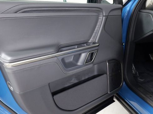 Used 2023 Rivian R1S Adventure image 24