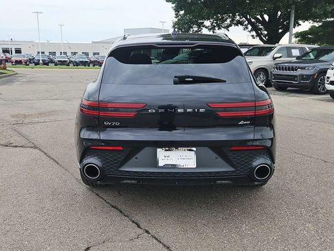 Used 2022 Genesis GV70 2.5T w/ Sport Prestige Package AWD/4WD image 4