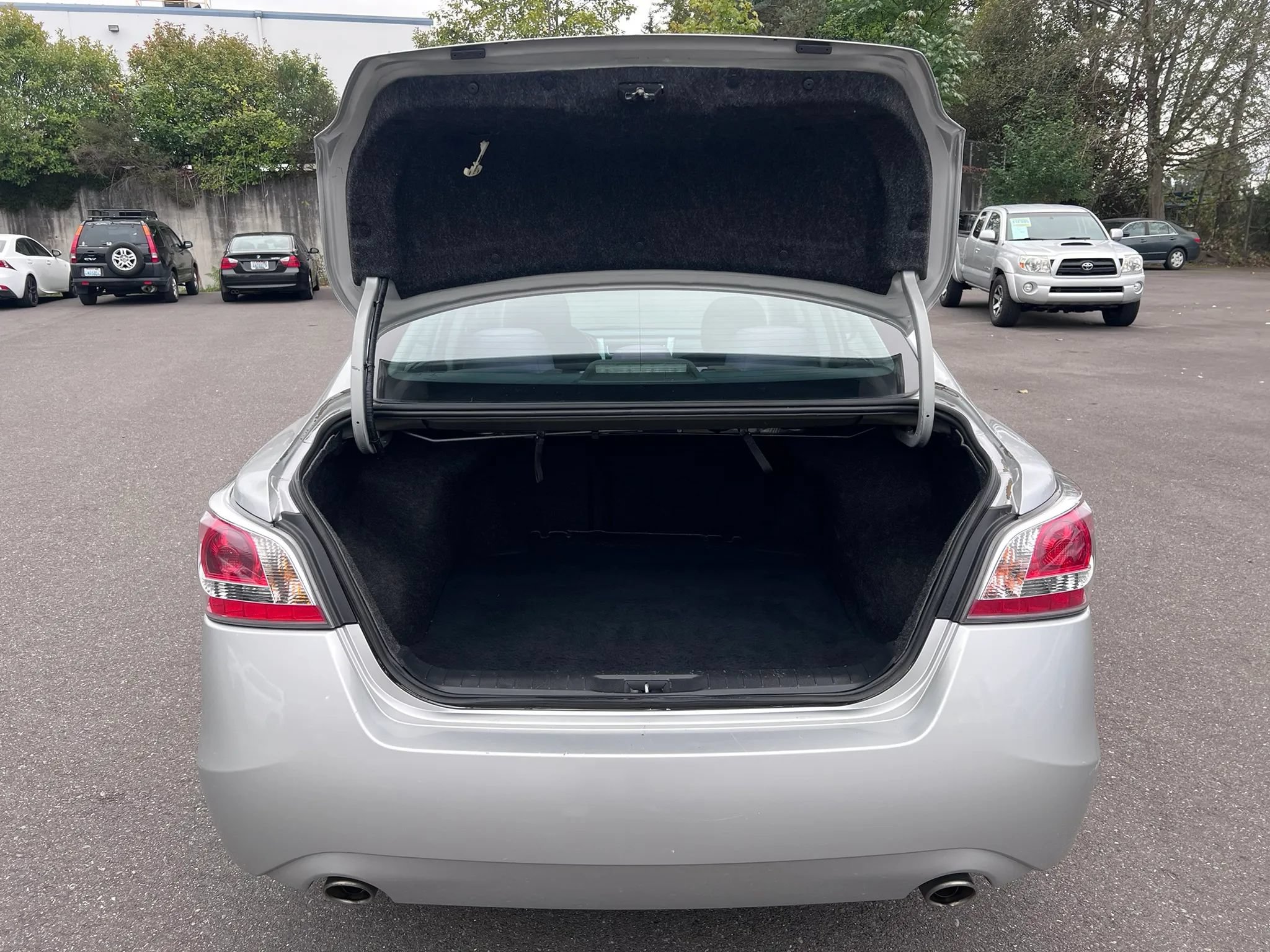 Used 2015 Nissan Altima 2.5 S w/ Power Driver Seat Package FWD image 36