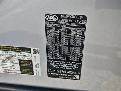 Used 2023 Land Rover Range Rover SE image 38
