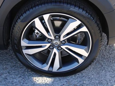 Used 2025 Volvo V60 B5 Cross Country Plus AWD/4WD image 11