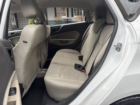 Used 2019 Ford Fiesta SE image 13