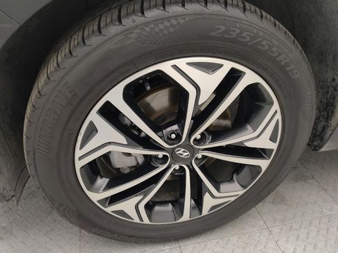 Used 2019 Hyundai Santa Fe FWD image 31
