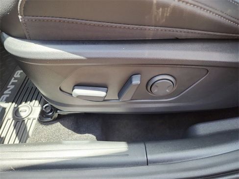 New 2025 Hyundai Santa Cruz SEL image 15