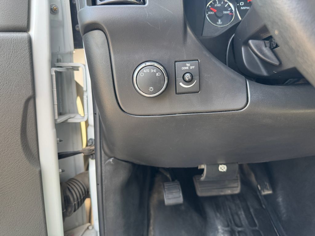 Used 2024 Chevrolet Express 2500 w/ Driver Convenience Package RWD image 20