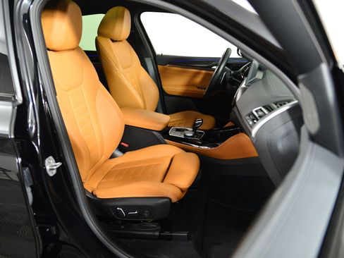 Used 2024 BMW X4 xDrive30i w/ Premium Package image 17