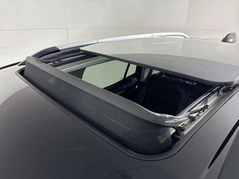 New 2026 GMC Terrain Denali w/ LPO, Black Badging Package image 21