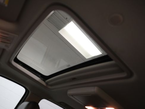 Used 2011 GMC Sierra 3500 Denali image 10