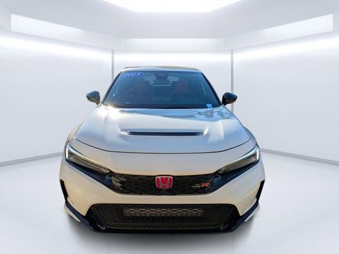 Used 2023 Honda Civic Type R image 8