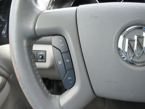 Used 2016 Buick Enclave Convenience FWD image 24