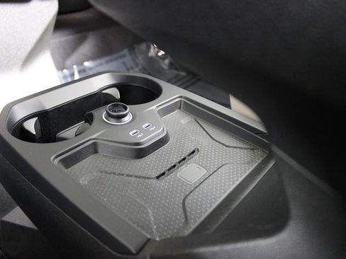 Used 2023 BMW iX xDrive50 w/ Sport Package image 14