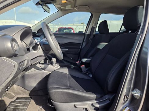 Used 2024 Nissan Kicks S FWD image 26