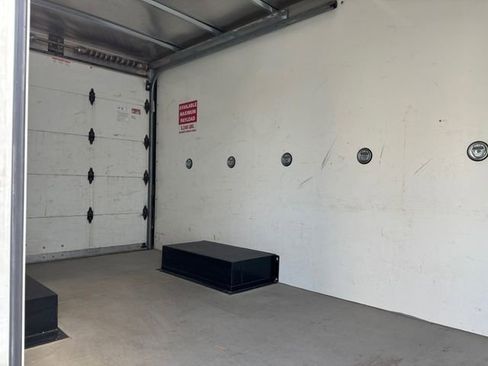 Used 2023 Ford Transit 350 DRW image 31