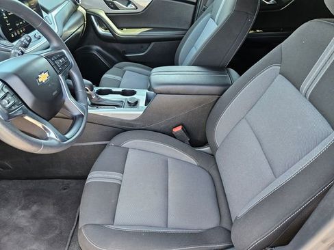 Used 2025 Chevrolet Blazer LT AWD/4WD image 10