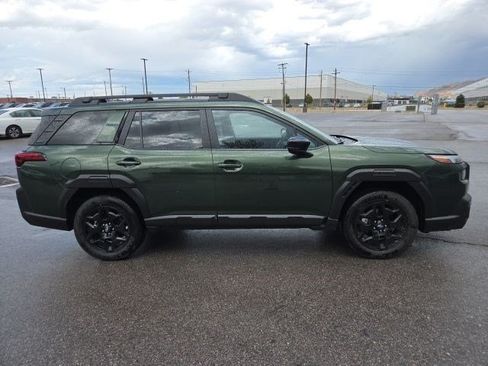 Used 2026 Subaru Outback Limited AWD/4WD image 2