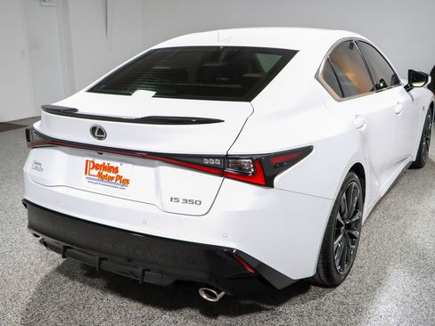 Used 2022 Lexus IS 350 F Sport RWD image 7