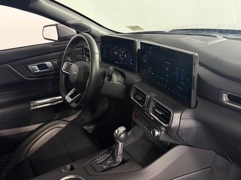 Used 2026 Ford Mustang Premium RWD image 25