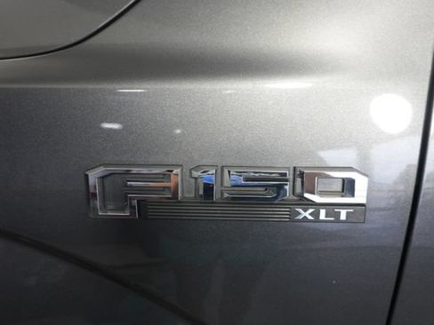 Used 2017 Ford F150 XLT w/ Equipment Group 302A Luxury AWD/4WD image 23