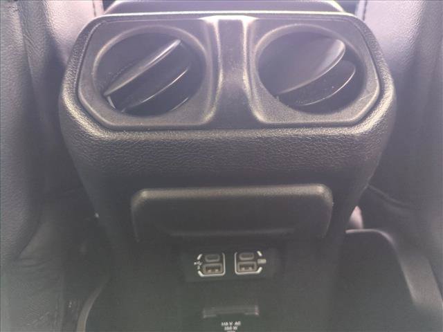 Used 2020 Jeep Wrangler Rubicon w/ Steel Bumper Group AWD/4WD image 17