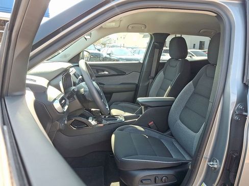 Used 2023 Chevrolet TrailBlazer LT image 13