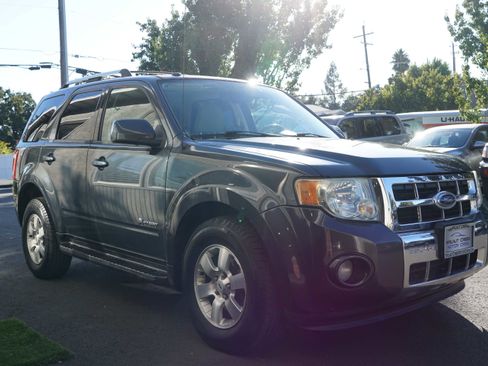 Used 2009 Ford Escape Limited image 9