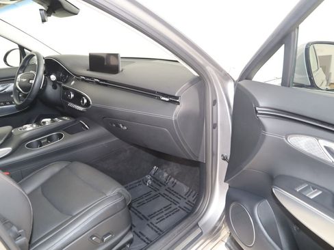 Used 2023 Genesis GV70 2.5T w/ Select Package AWD/4WD image 48