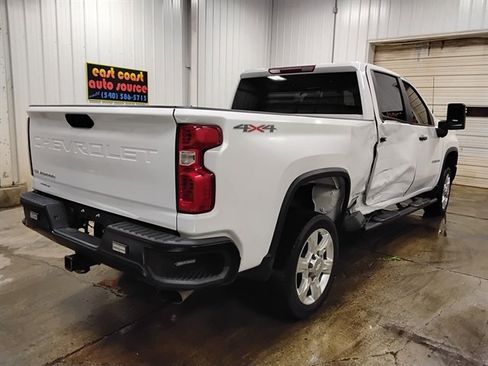 Used 2022 Chevrolet Silverado 2500 W/T w/ Gooseneck/5TH Wheel Package image 3