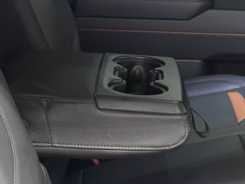 Certified 2023 GMC Sierra 1500 AT4 image 38