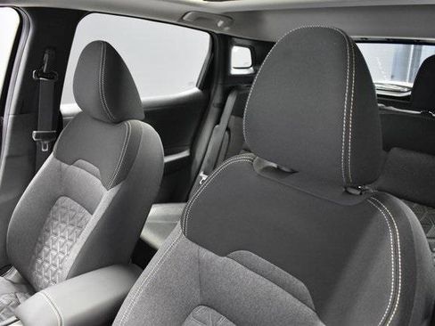 New 2025 Nissan Kicks SV w/ SV Premium Package image 16