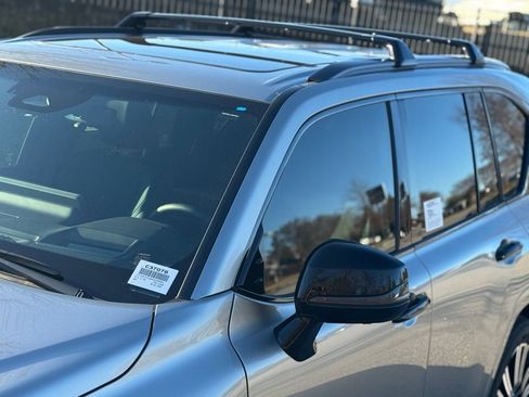 New 2025 Lexus LX 700h Luxury image 11