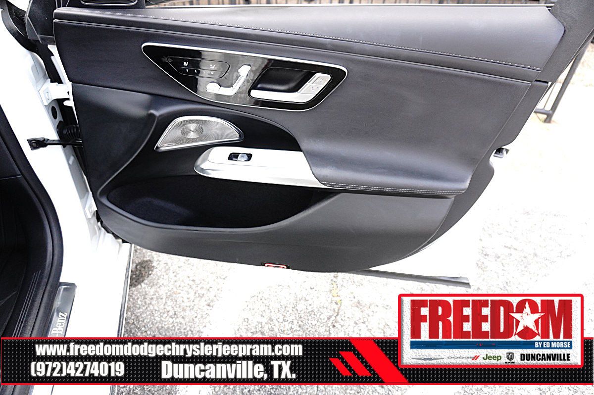 Used 2025 Mercedes-Benz E 350 Sedan image 39
