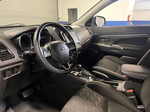 Used 2021 Mitsubishi Outlander Sport SE image 23