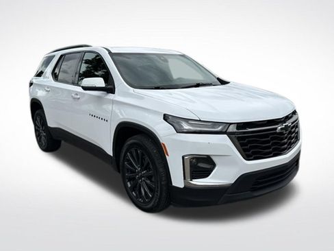 Used 2023 Chevrolet Traverse RS w/ LPO, Floor Liner Package AWD/4WD image 8