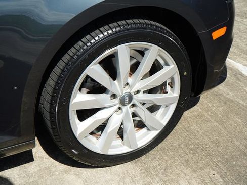 Used 2017 Audi A4 2.0T Ultra Premium w/ Convenience Package FWD image 14