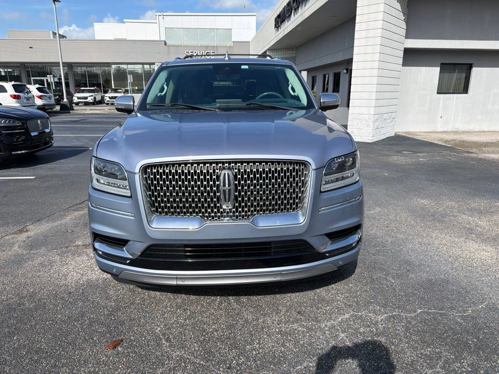 Used 2020 Lincoln Navigator Black Label w/ Cargo Convenience Package AWD/4WD image 8