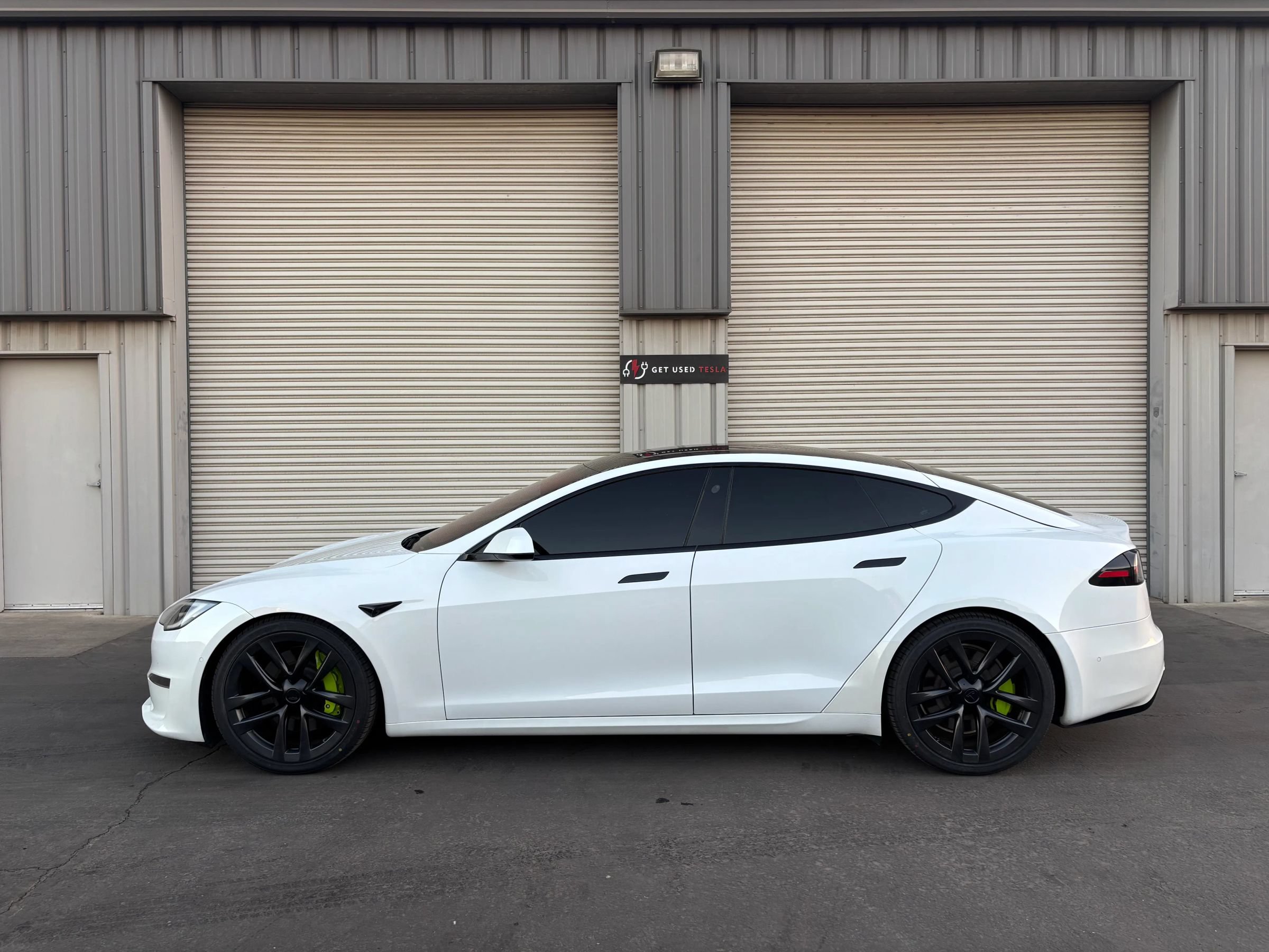 Used 2022 Tesla Model S Standard Range AWD/4WD image 3