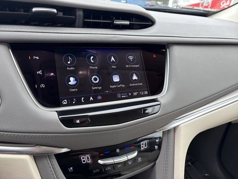 Used 2024 Cadillac XT5 Premium Luxury w/ Technology Package image 22