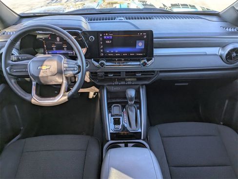 Used 2023 Chevrolet Colorado LT image 17